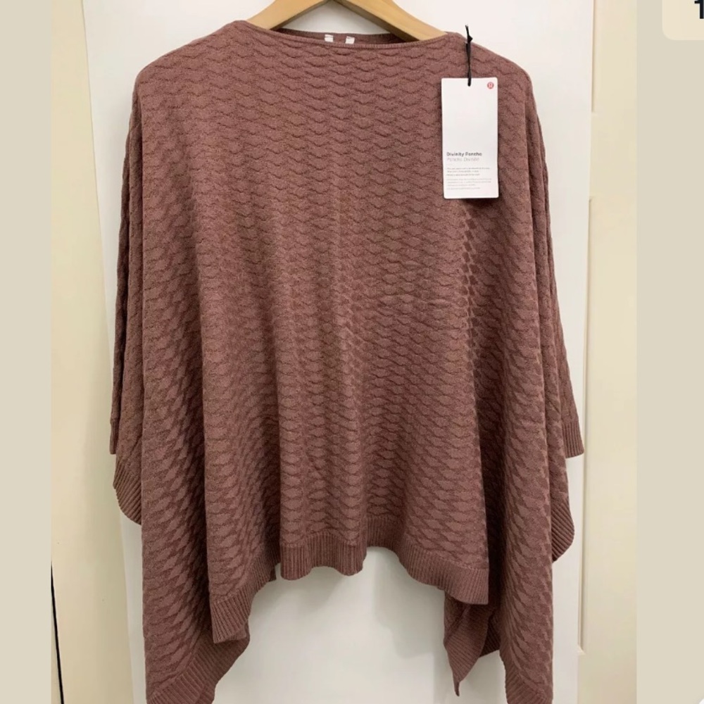 Lululemon Divinity Poncho Shawl Wrap NWT OS - Picture 6 of 16